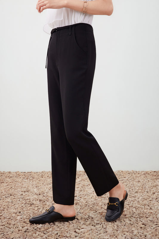 合身直腳剪裁休閒長褲