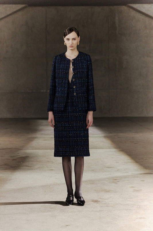 BLAACK | V-Neck Long Sleeve Jacket