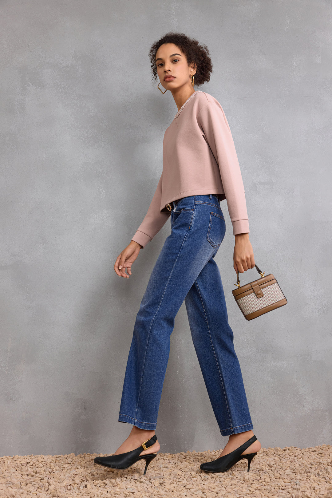 圓領長袖切駁衫