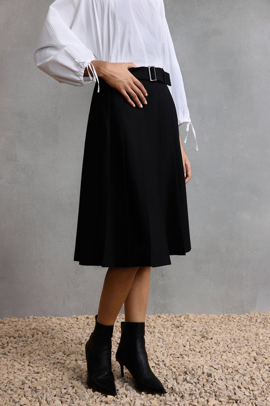 A字型半身裙(配腰帶)