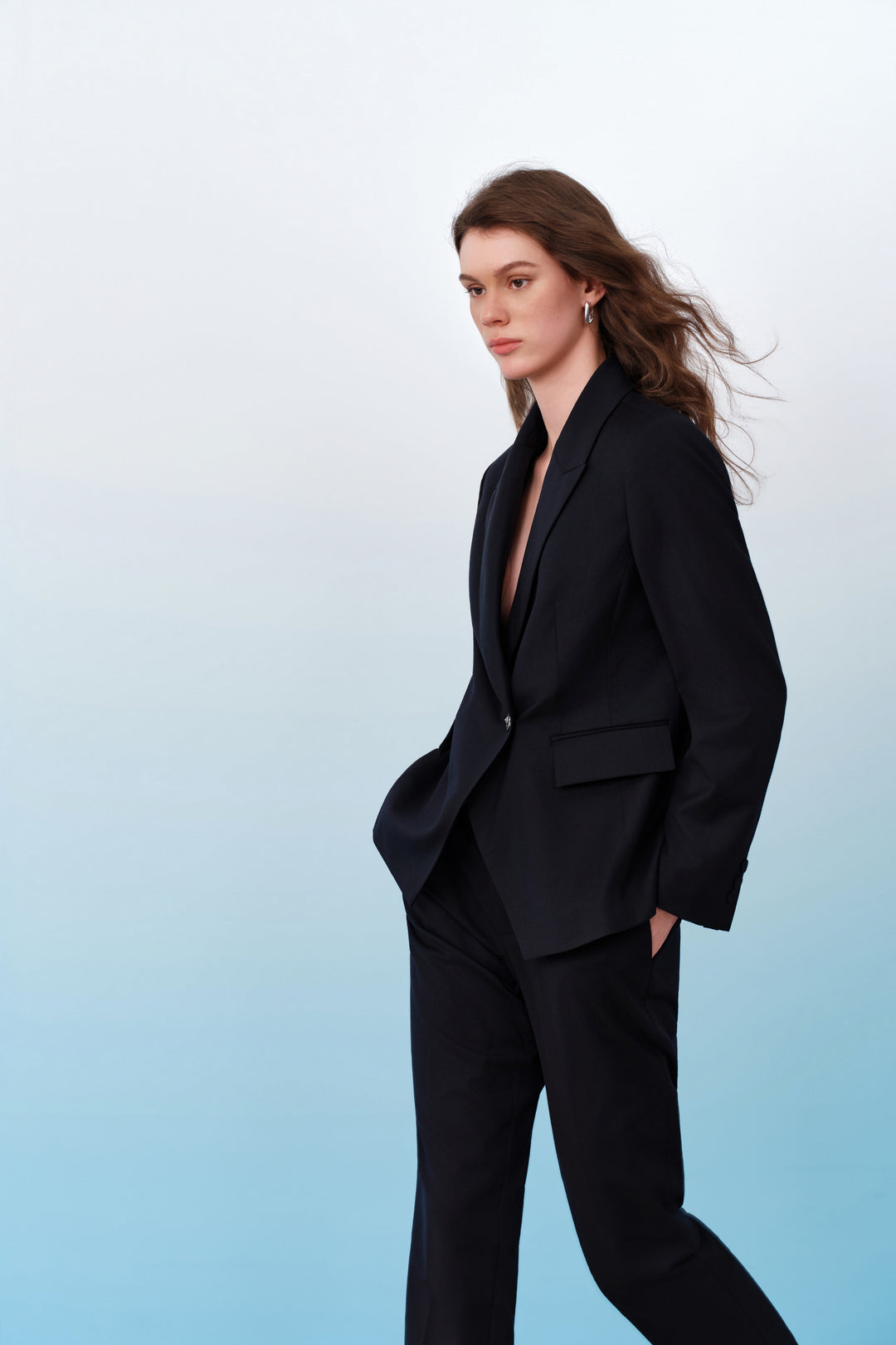 BLAACK | Wool Blend | Peak Lapel Suit Blazer
