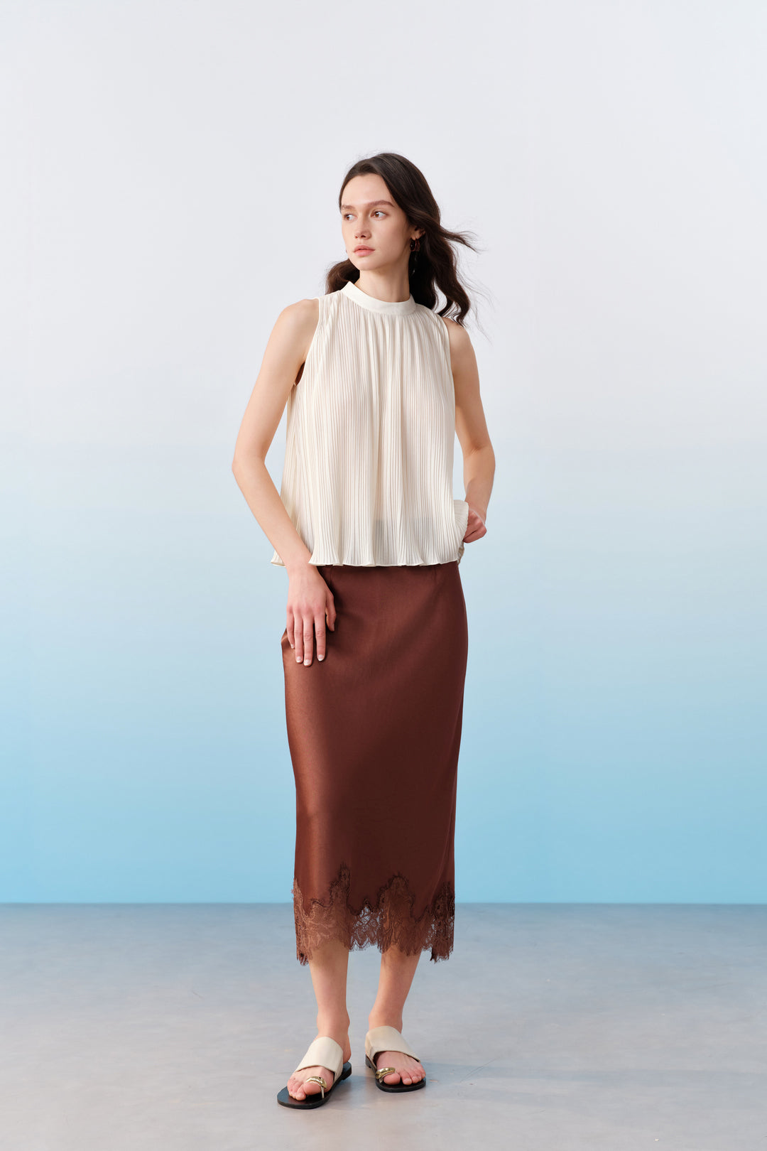 BLAACK | Stand Collar Blouse