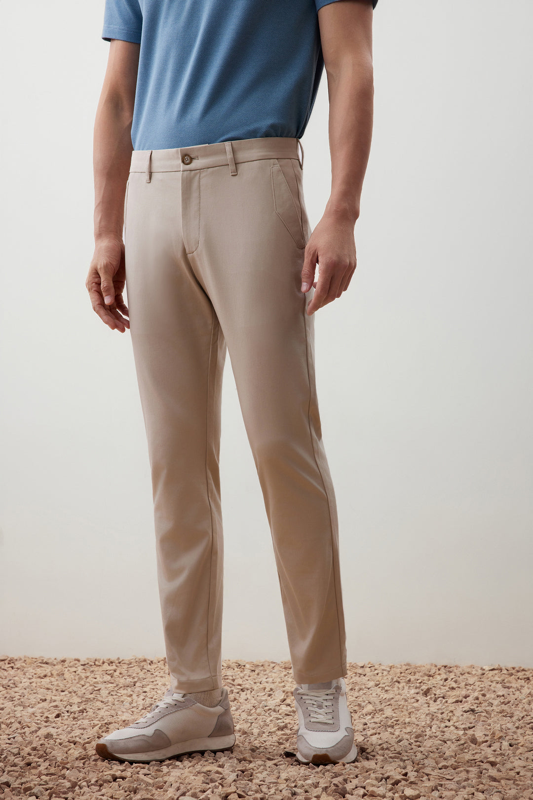 Multi-Way Stretch 休閒長褲