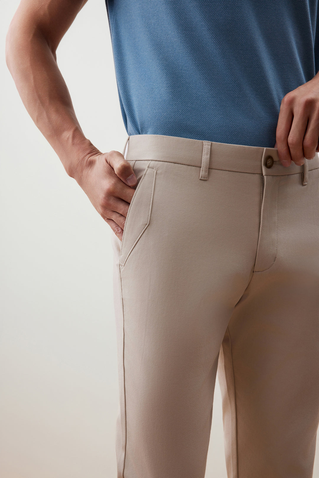 Multi-Way Stretch 休閒長褲