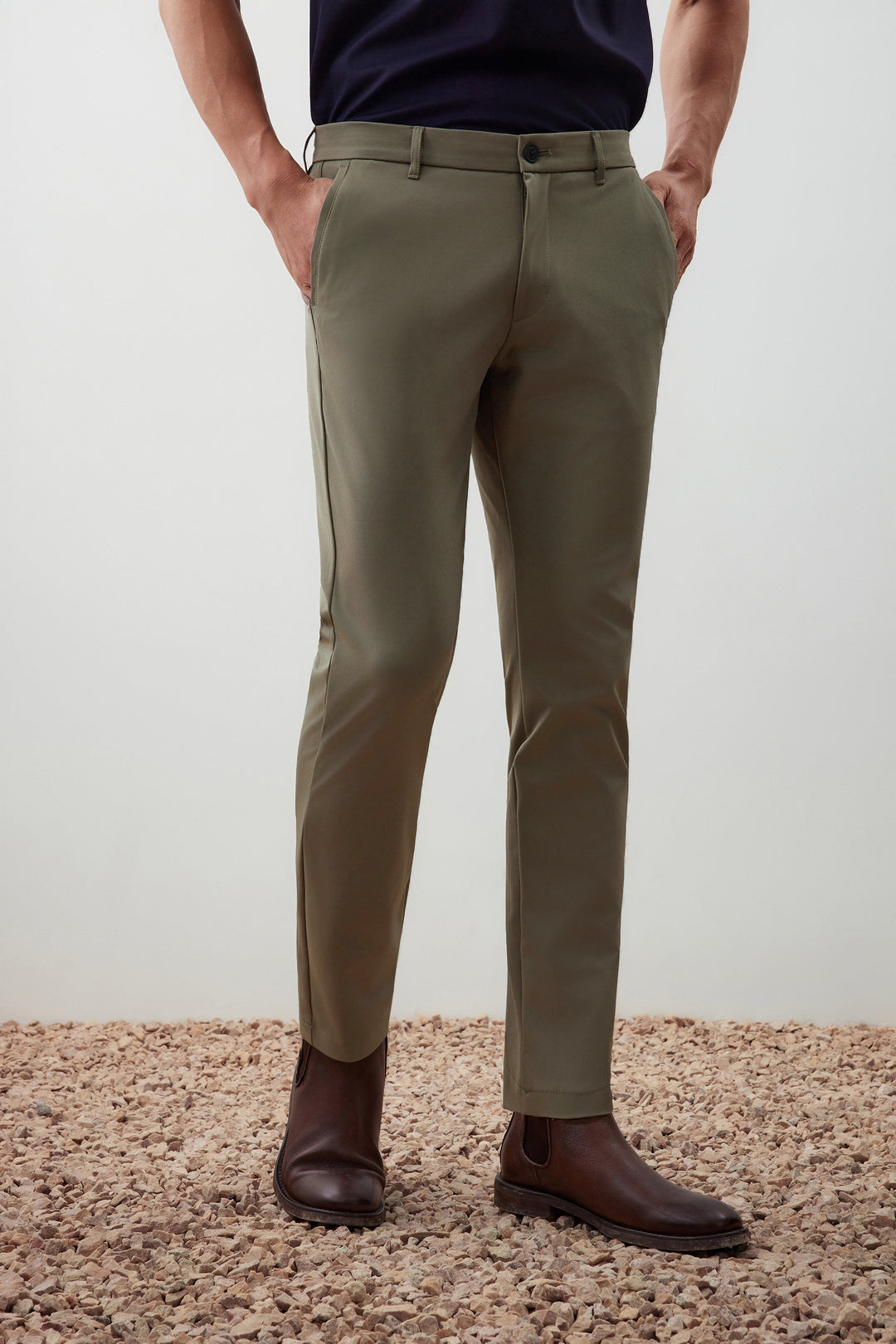 Multi-Way Stretch 休閒長褲