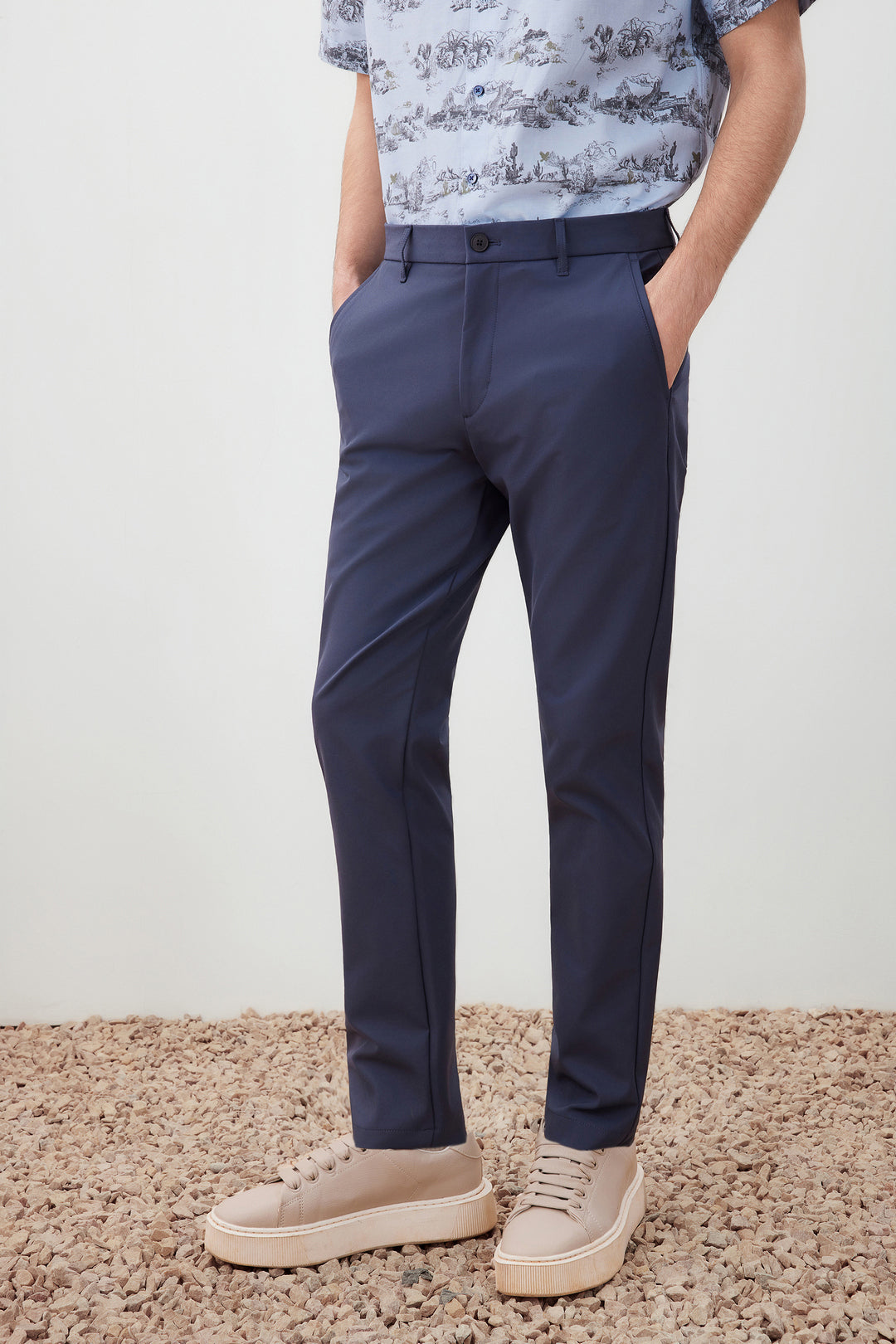 Multi-Way Stretch 休閒長褲