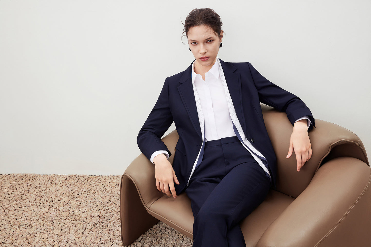 Wool Collection Anti-Static 標準領套裝西裝外套(配頸巾)