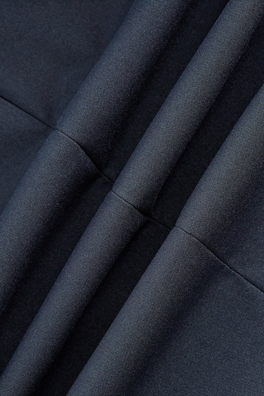 Water Repellent 標準領套裝西裝外套(配胸針)