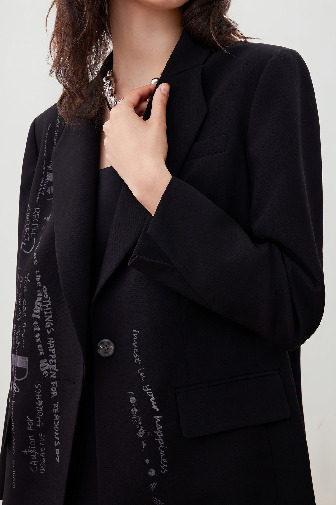 標準領長袖獨立西裝外套