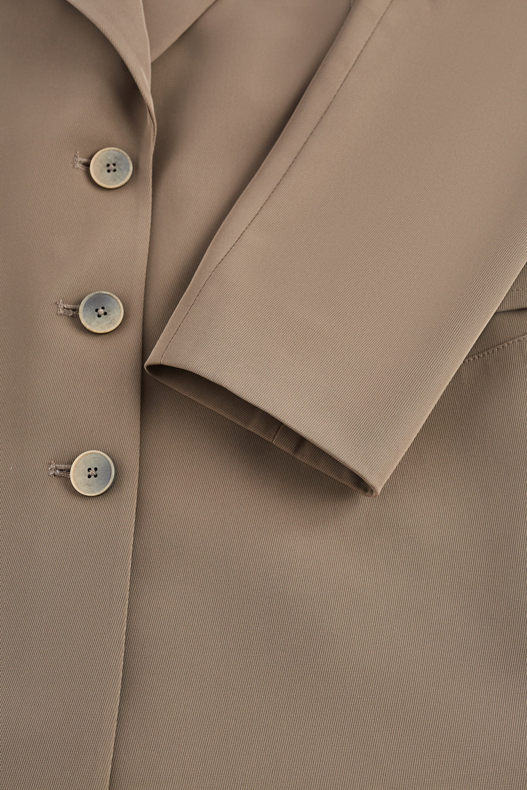 Twill 劍領獨立西裝外套(配鏈條腰帶)