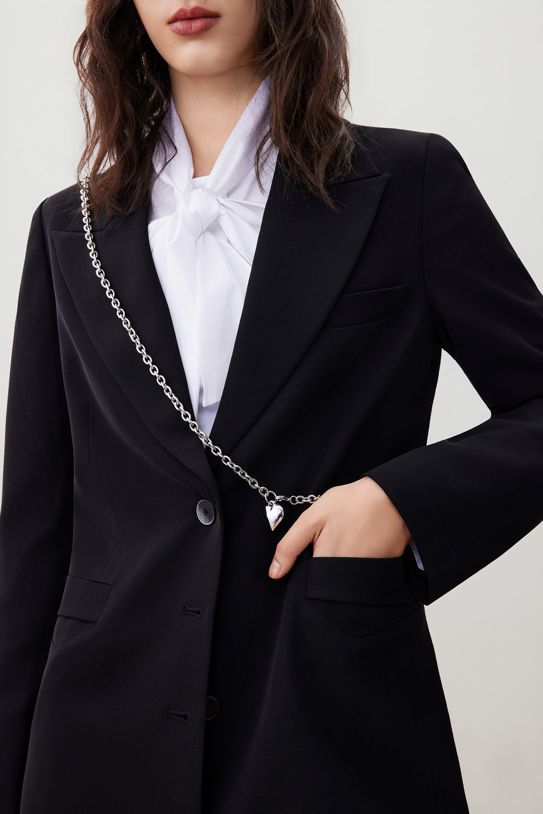 Twill 劍領獨立西裝外套(配鏈條腰帶)
