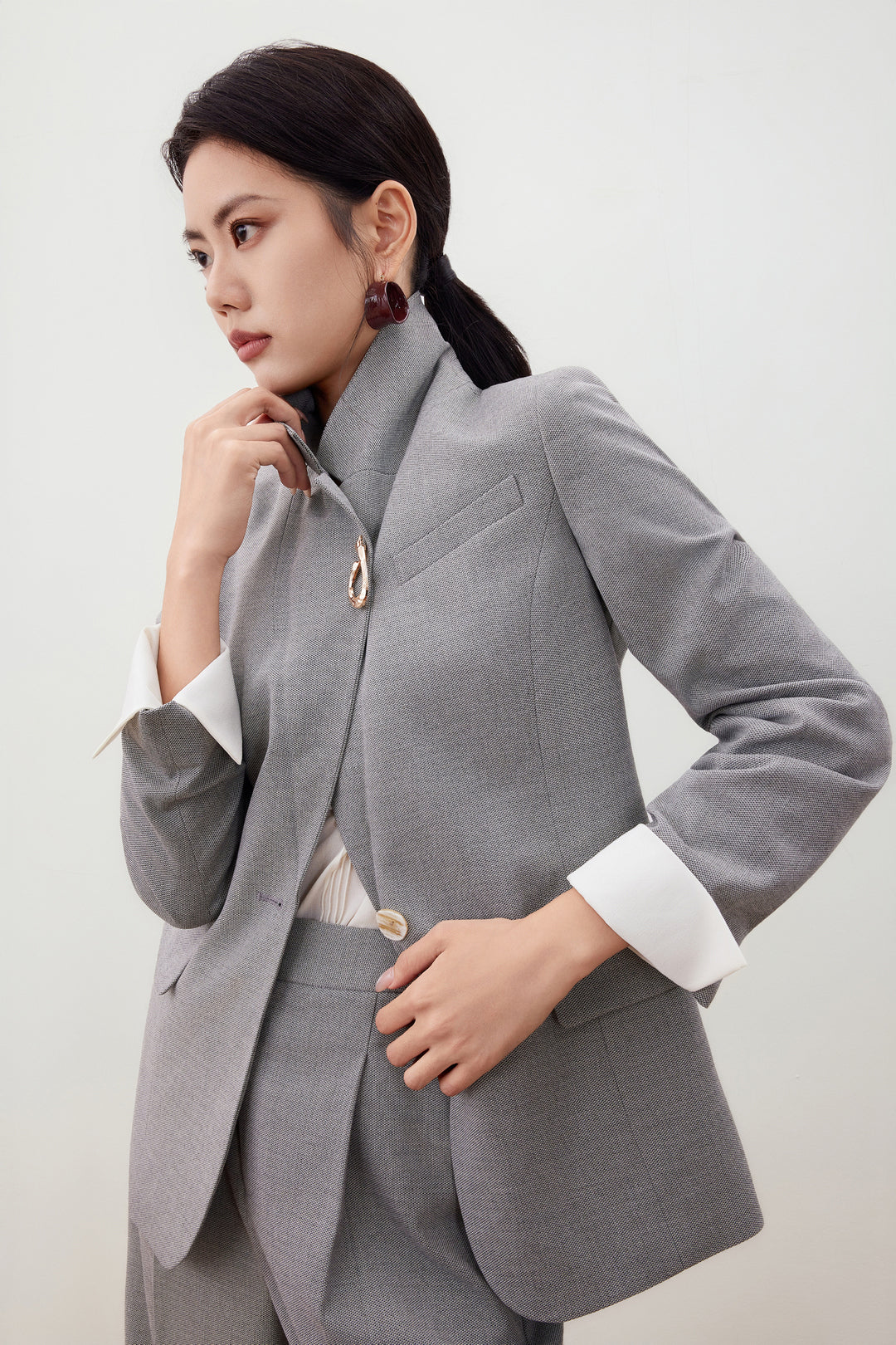 Twill 標準領套裝西裝外套(配胸針)