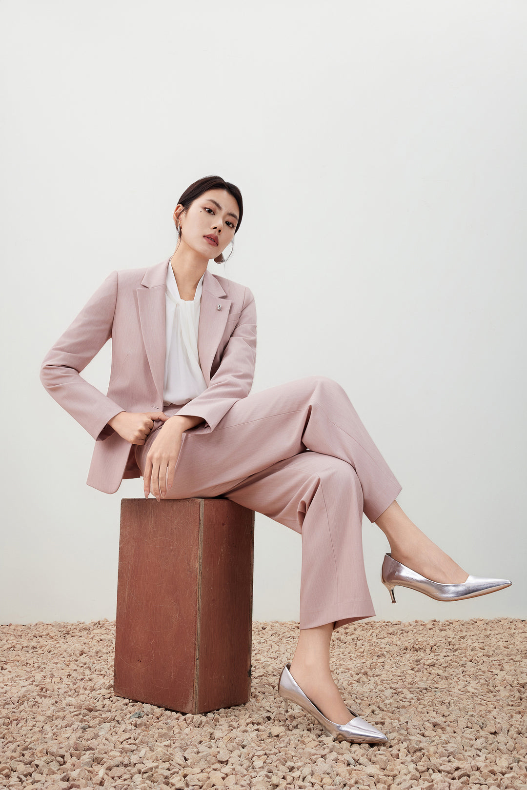 Notch Lapel Long Sleeve Suit Blazer With Brooch