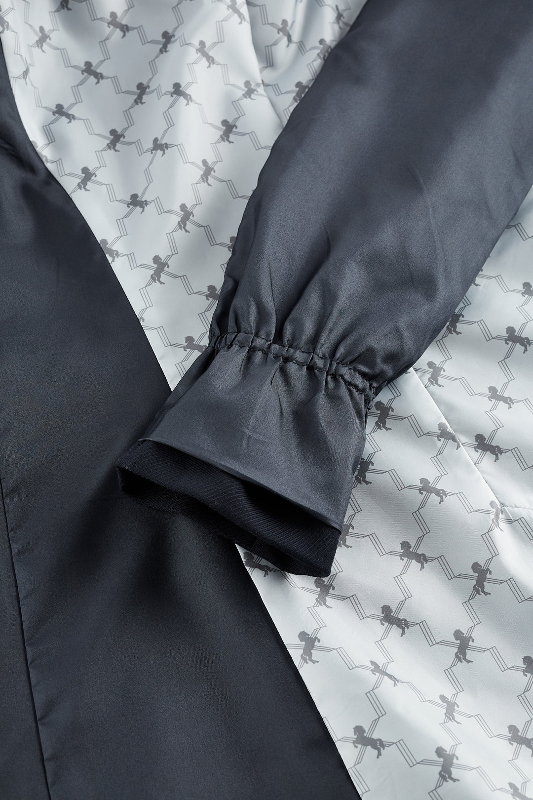 標準領長袖套裝西裝外套(配胸針)