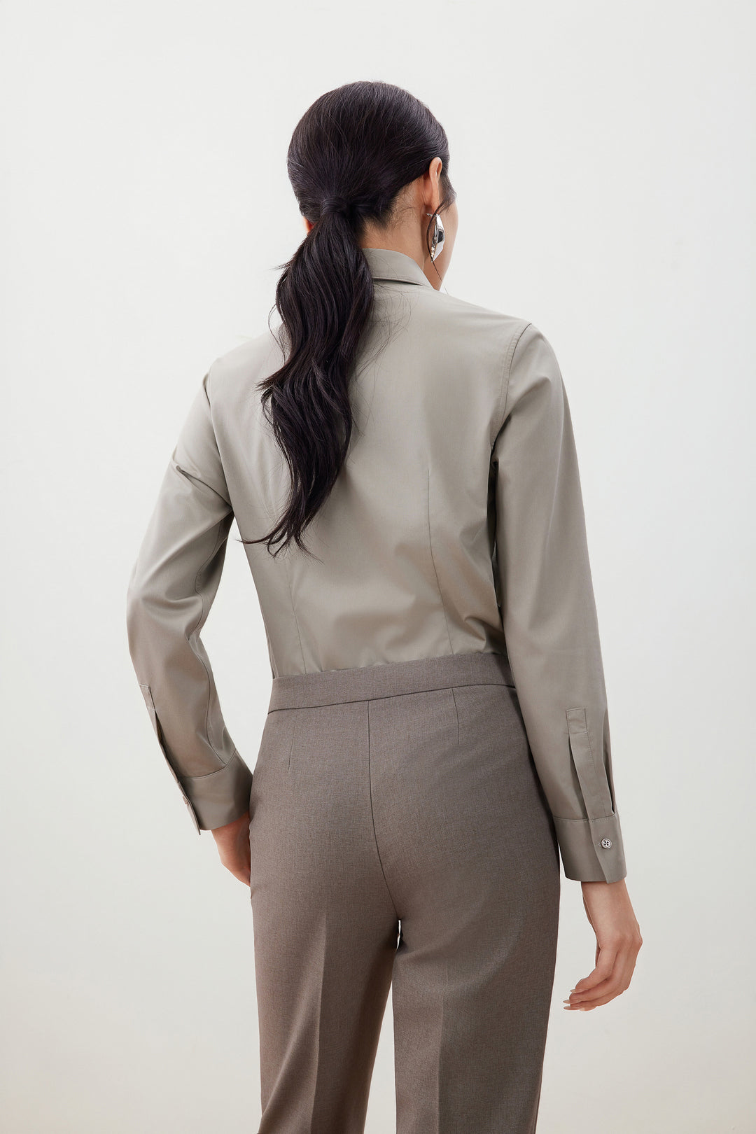 Twill 翻領長袖商務恤衫(配項鏈)