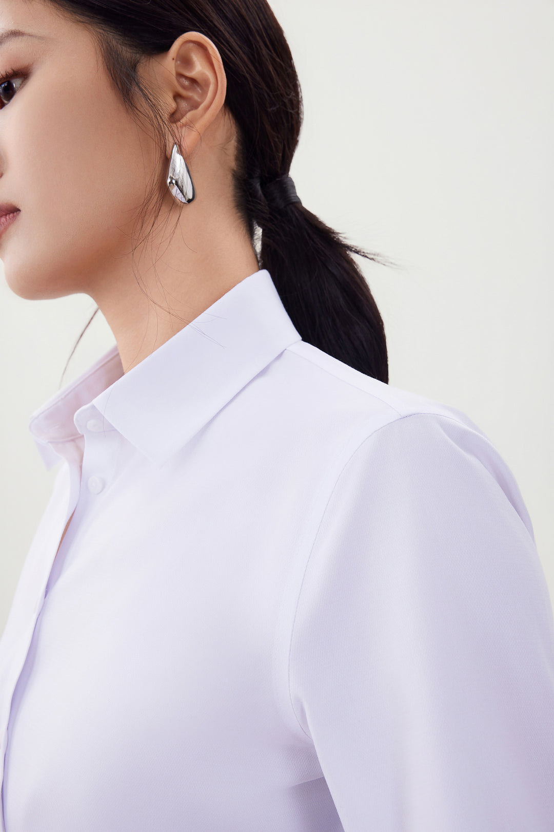 Textured 翻領長袖商務恤衫(配頸巾)