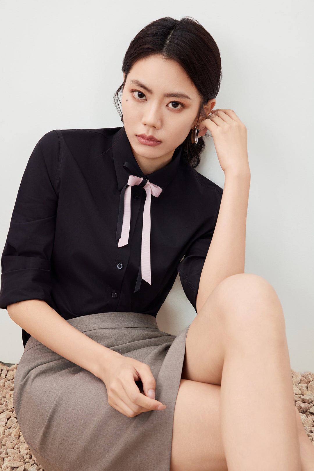 G2000 WOMAN-easy-care-lapel-collar-long-sleeve-dress-shirt-with-detachable-tie-56223203-Black