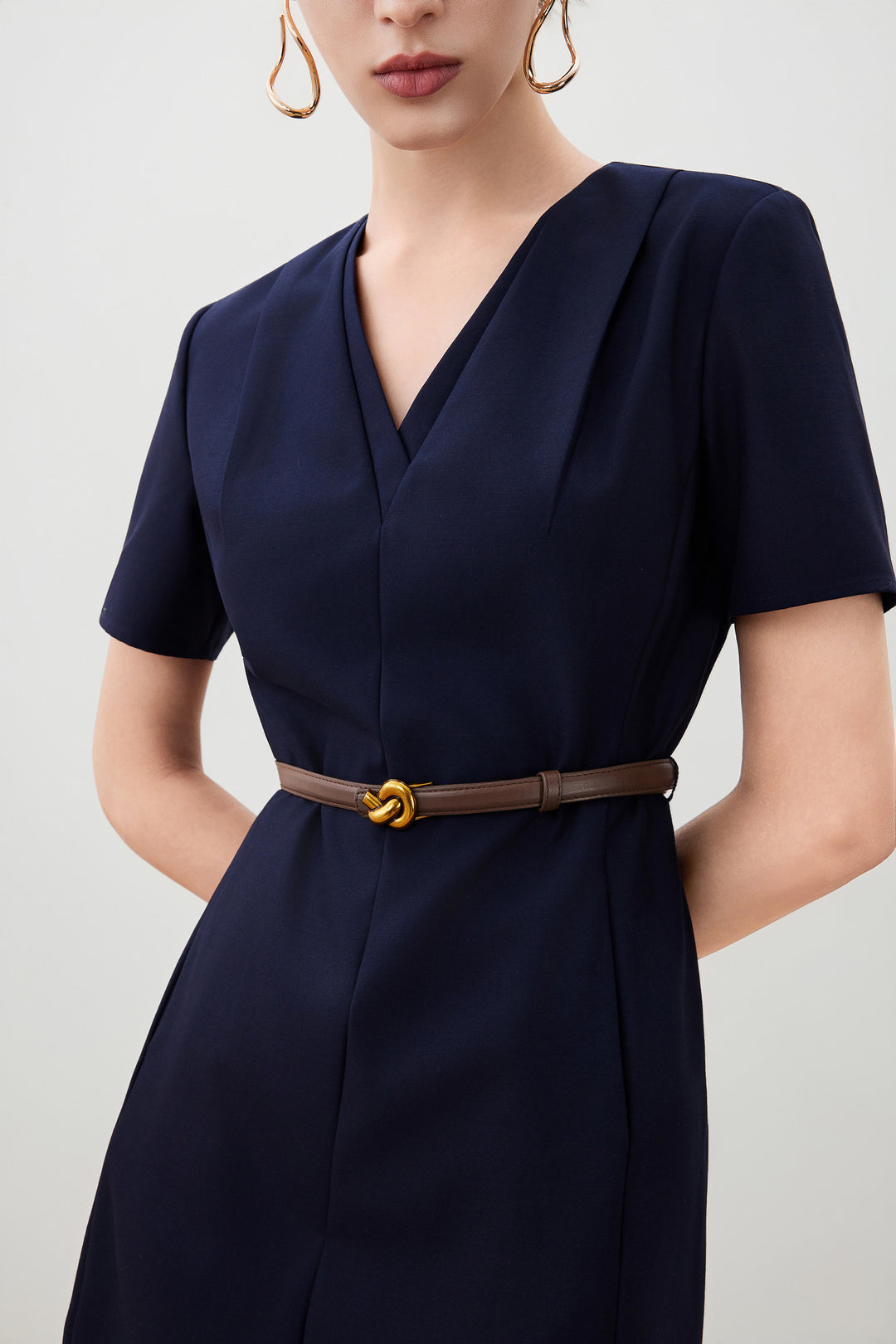 Wool Collection Anti-Static V領連身裙(配腰帶)