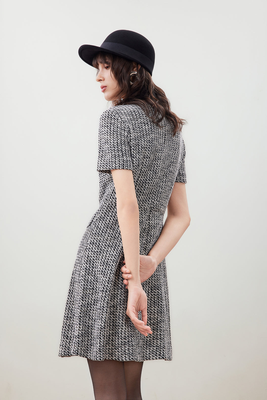 圓領短袖連身裙