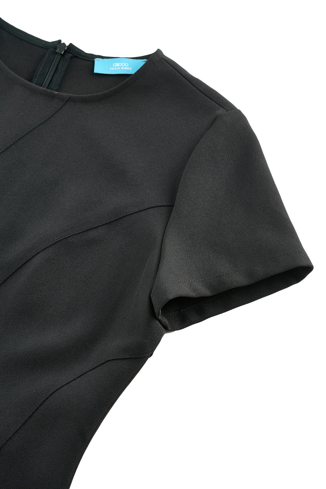 Opaque 圓領連身裙