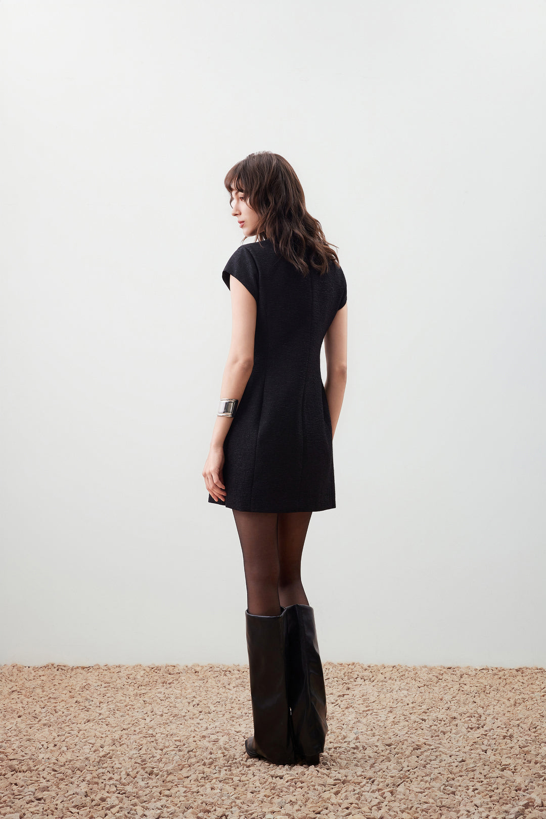 Textured 翻領連身裙