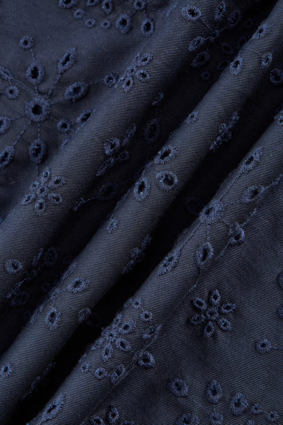 U形領中袖連身裙