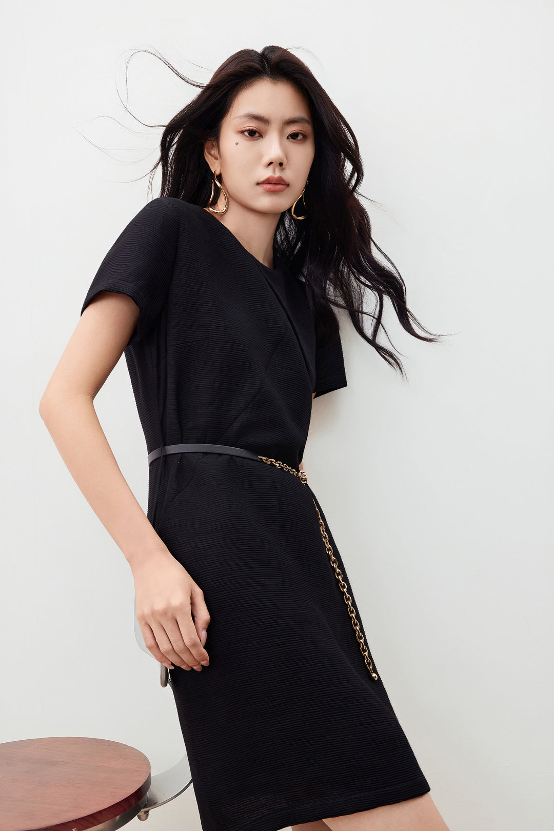 圓領短袖連身裙(配腰帶)