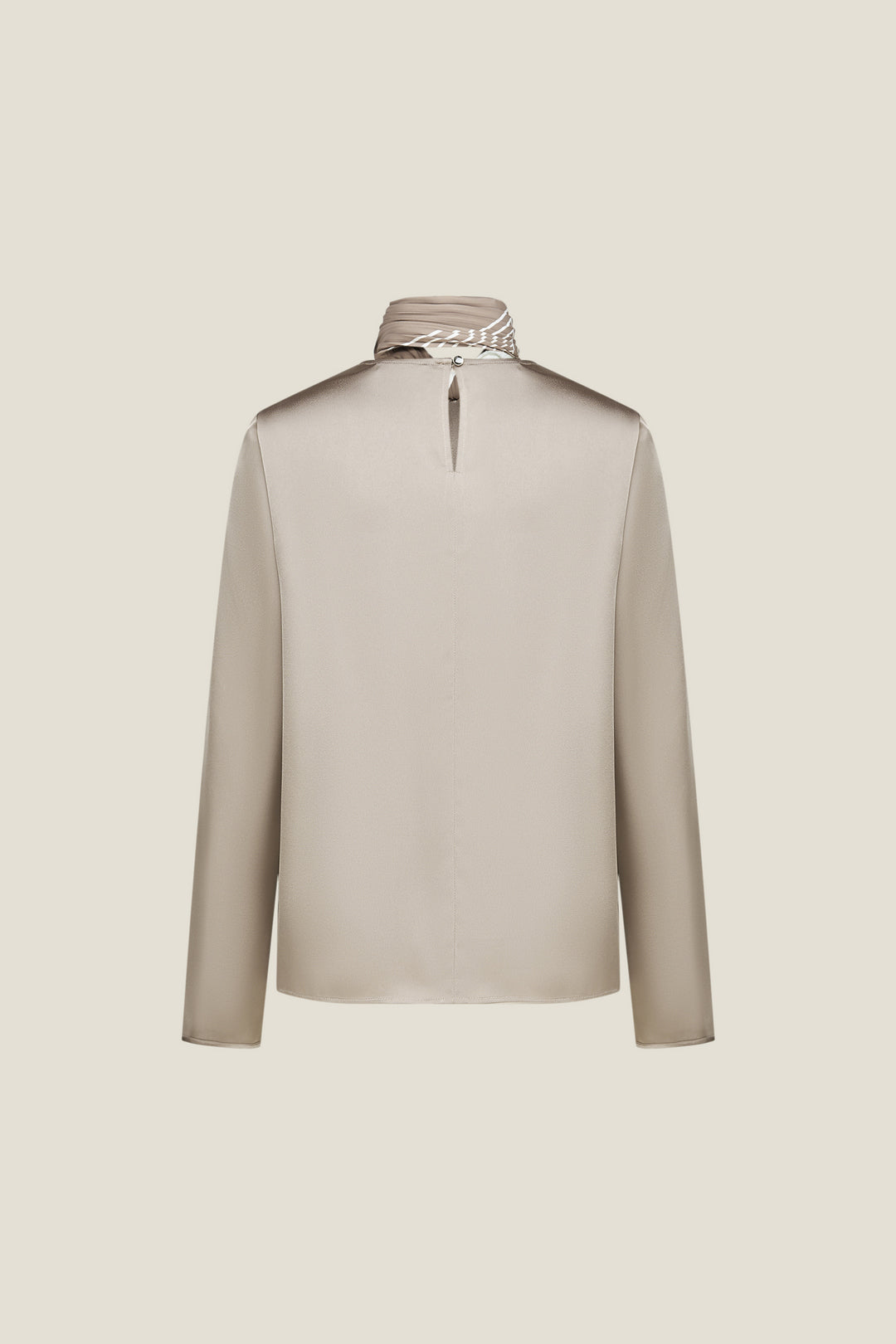 圓領長袖襯衫(配頸巾)