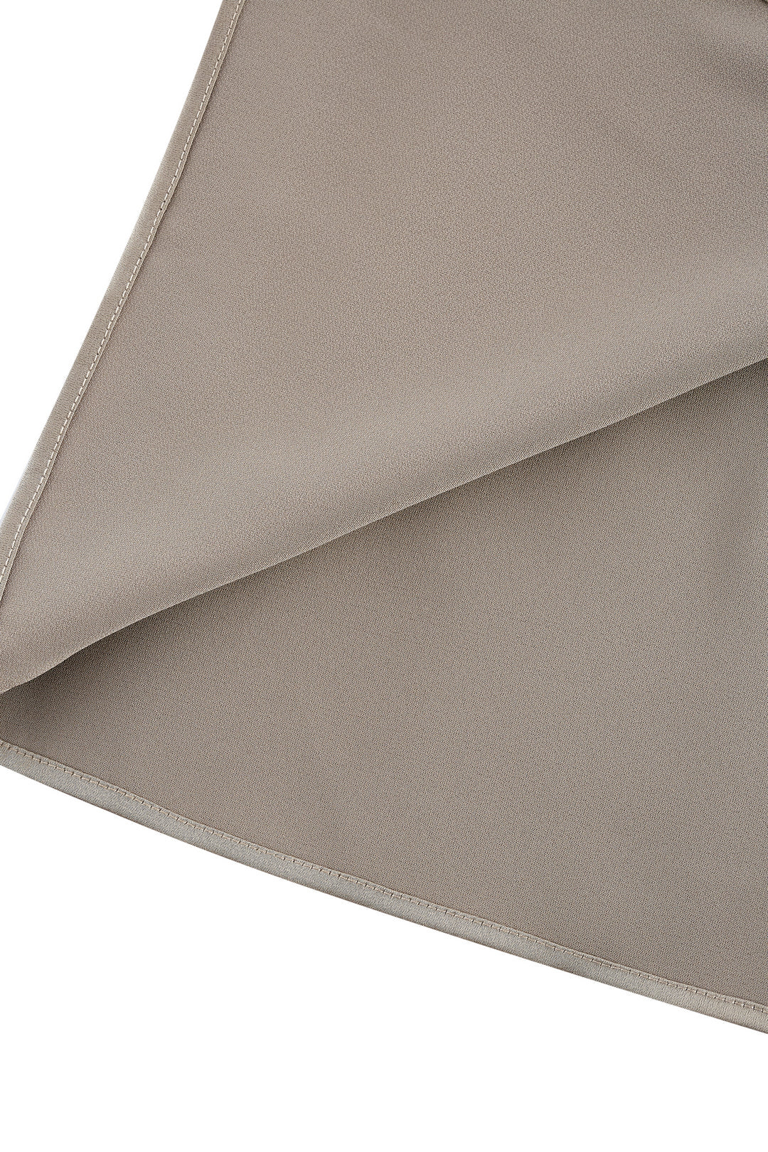 圓領長袖襯衫(配頸巾)