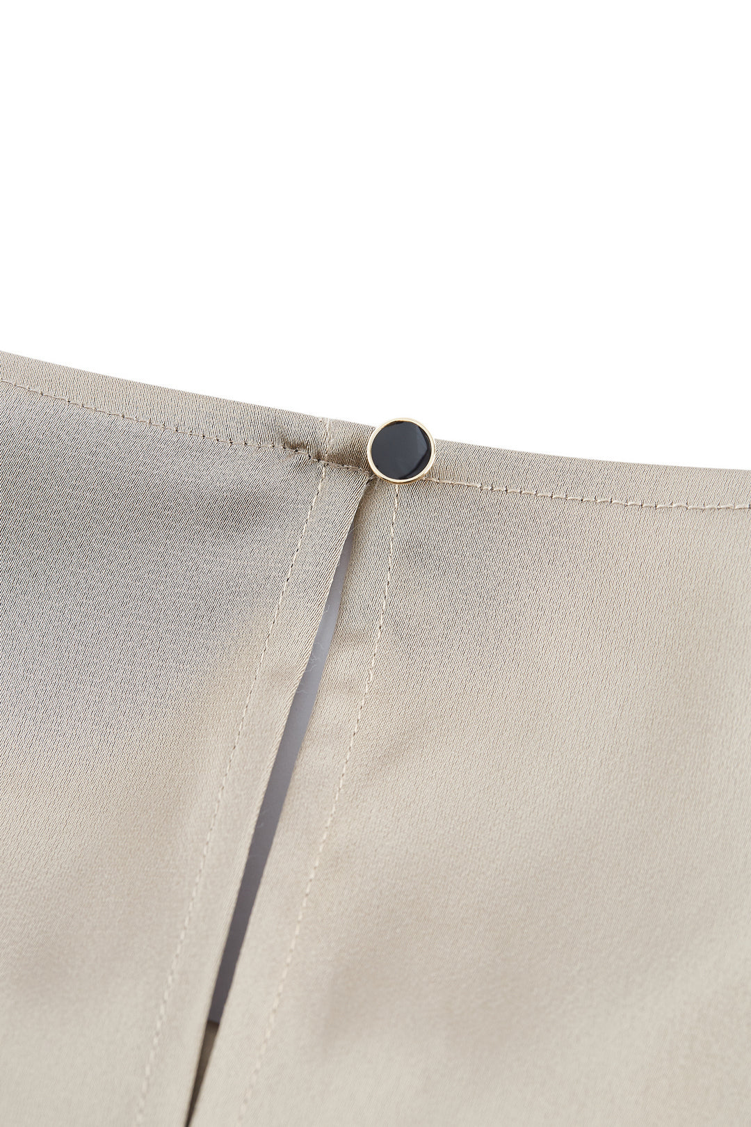 圓領長袖襯衫(配頸巾)