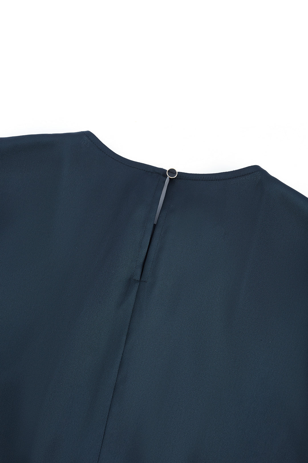 圓領長袖襯衫(配頸巾)