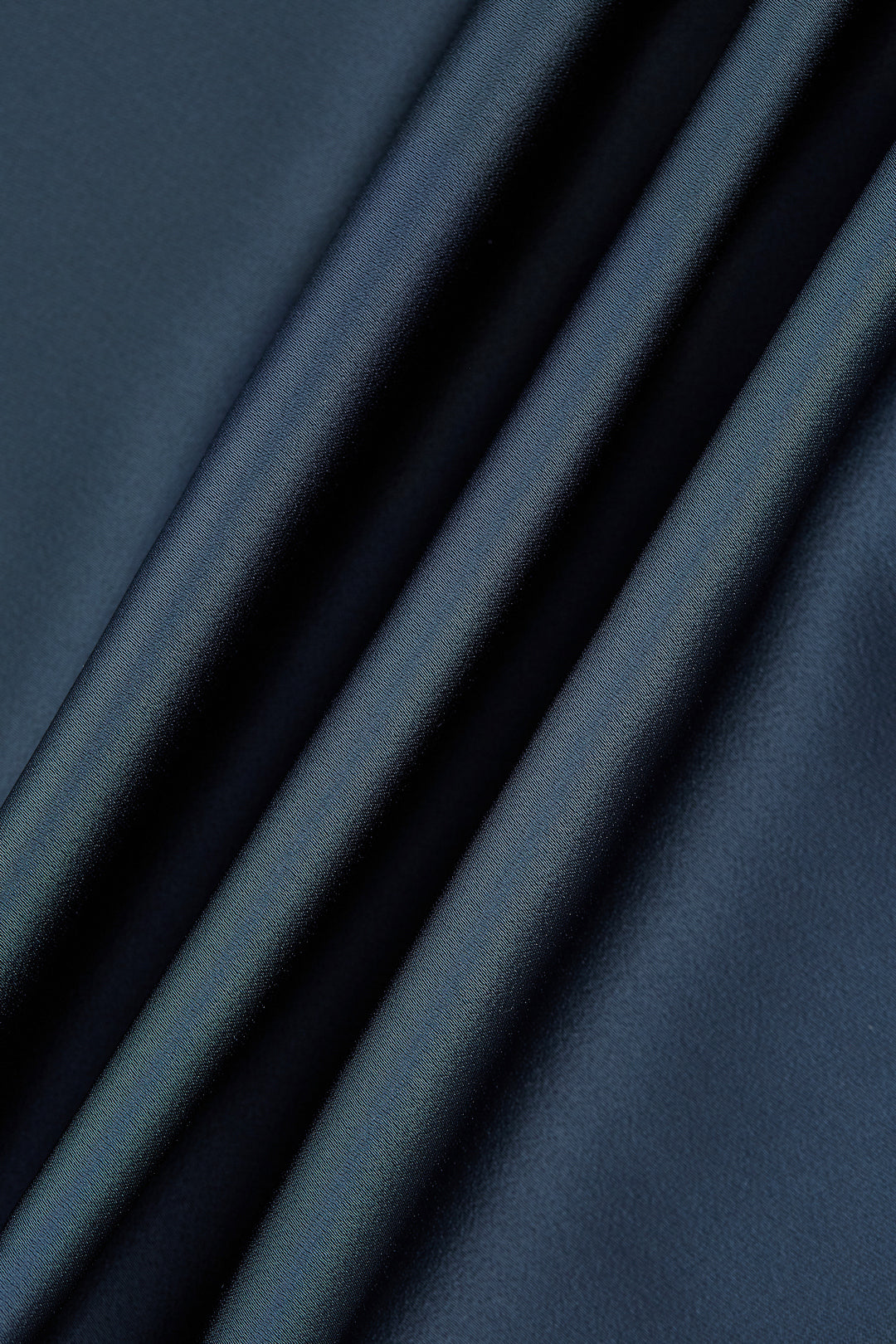 圓領長袖襯衫(配頸巾)