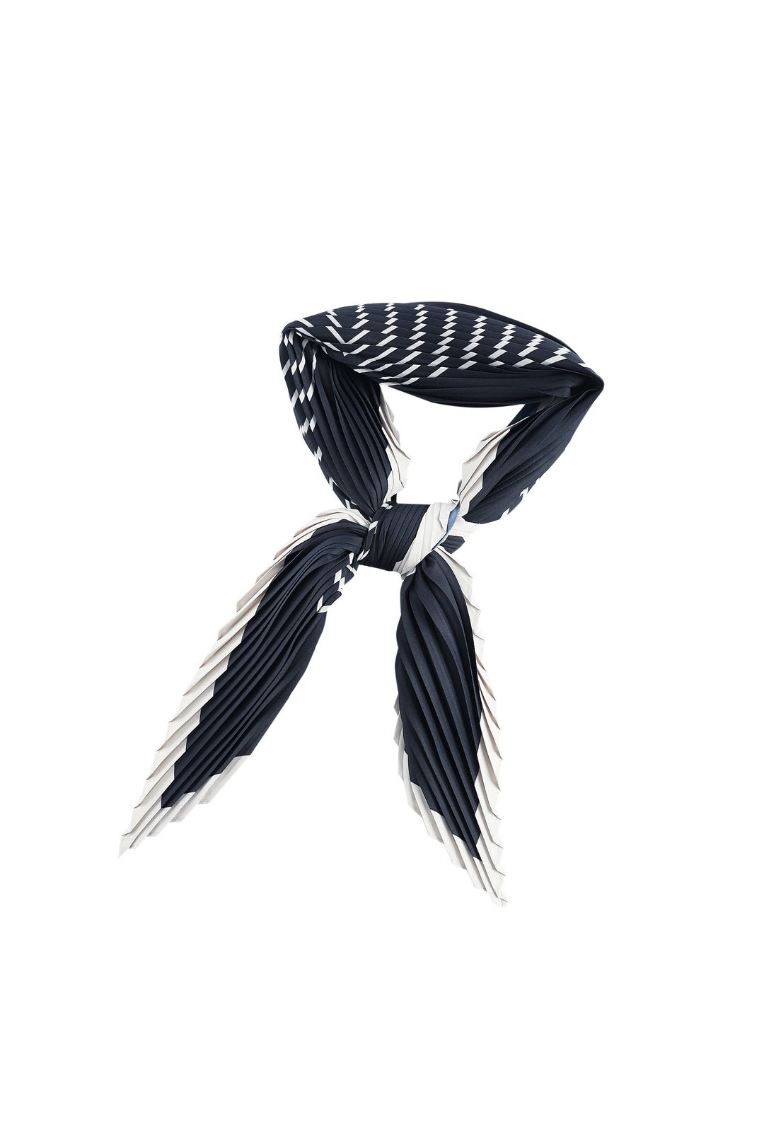 圓領長袖襯衫(配頸巾)