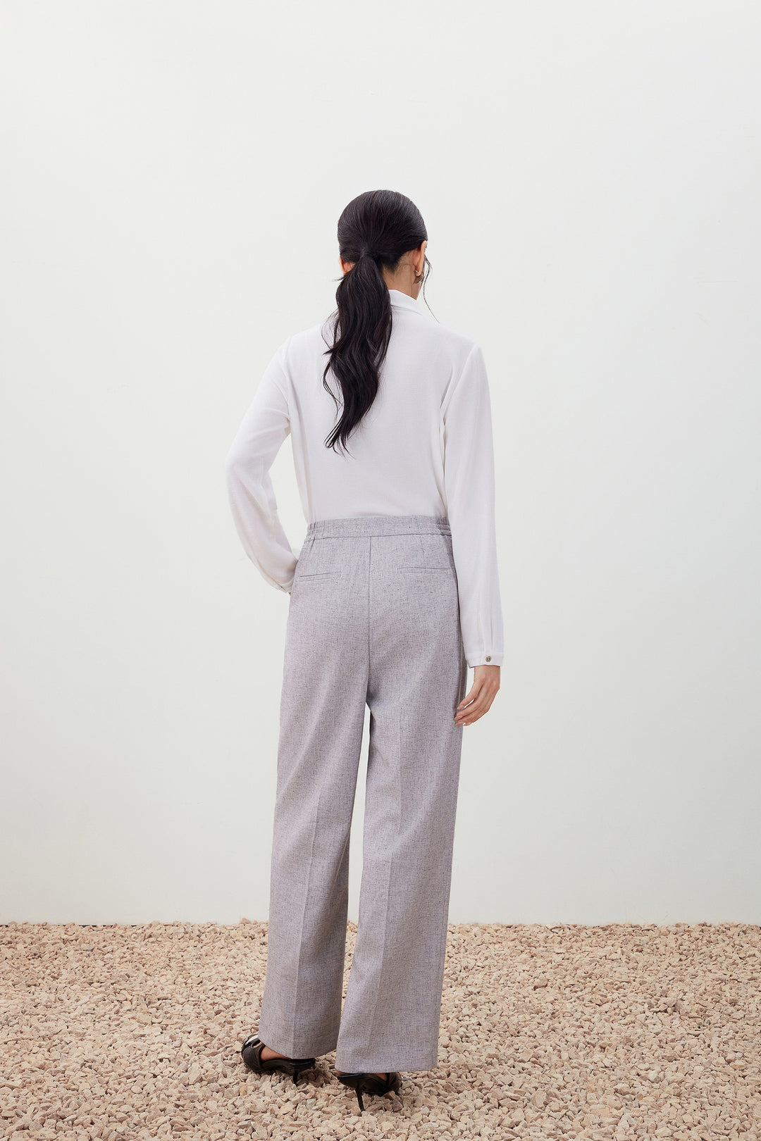 Crepe 恤衫領襯衫(配可拆式天鵝絨蝴蝶結)