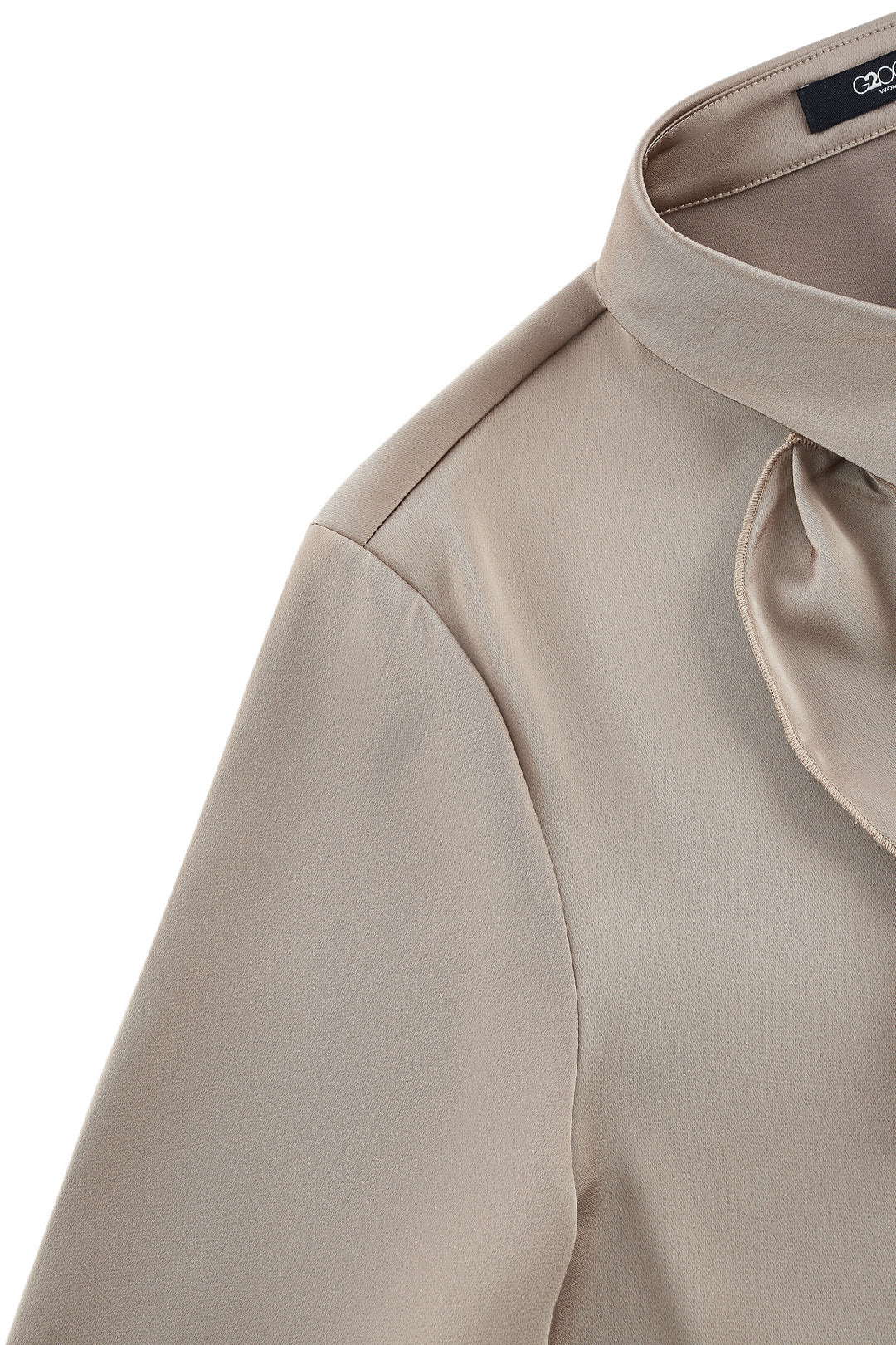 Satin 恤衫領襯衫(配可拆式絲巾項鍊)