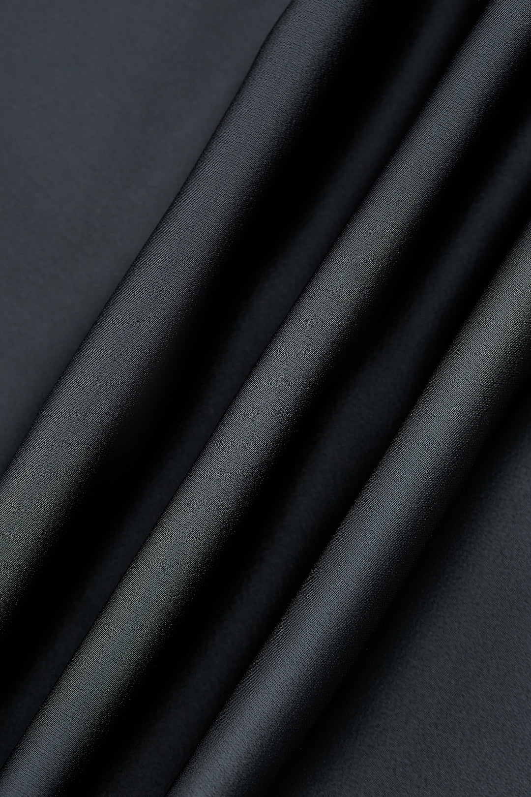 Satin 恤衫領襯衫(配可拆式絲巾項鍊)