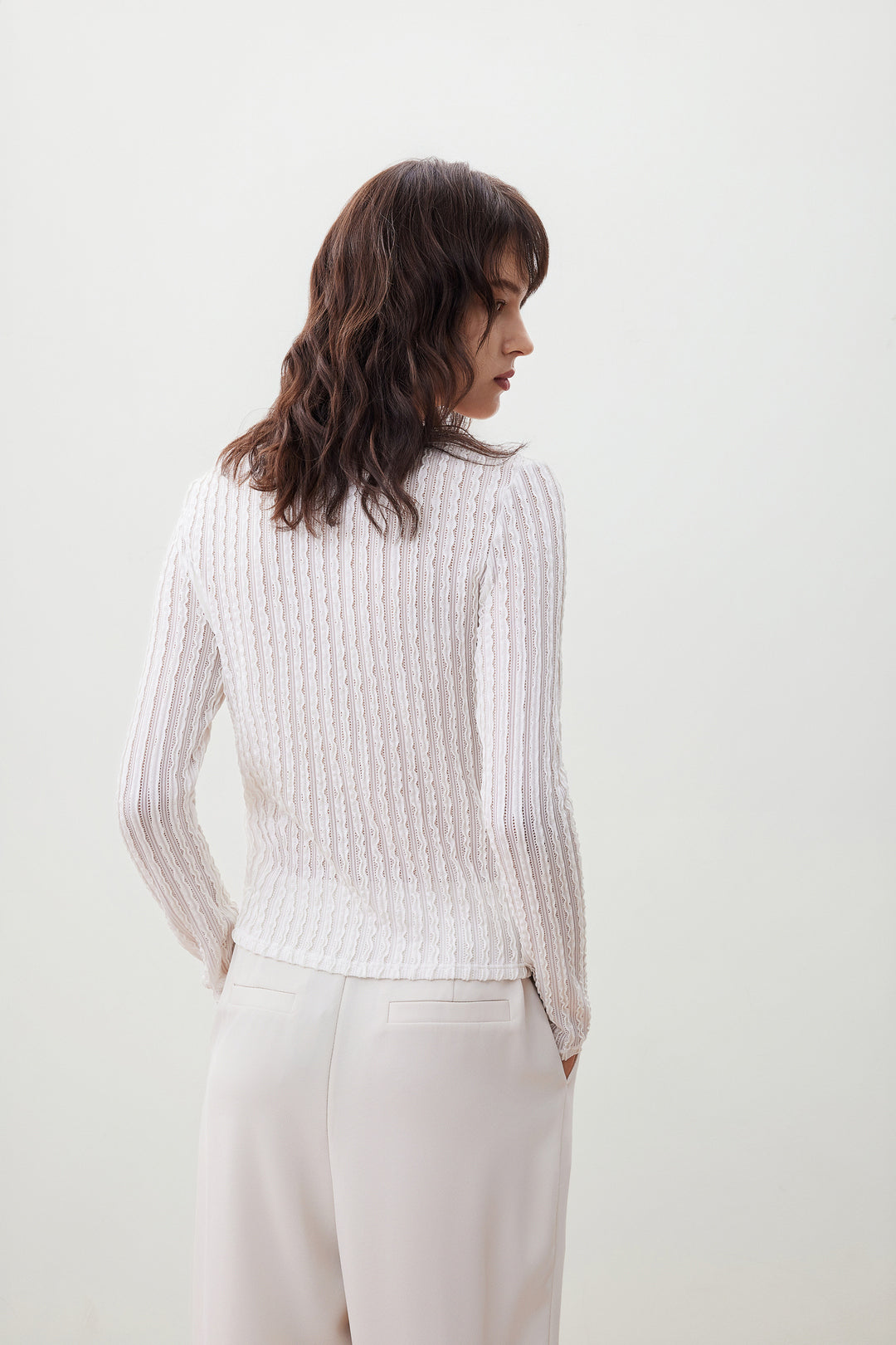 圓領長袖切駁衫