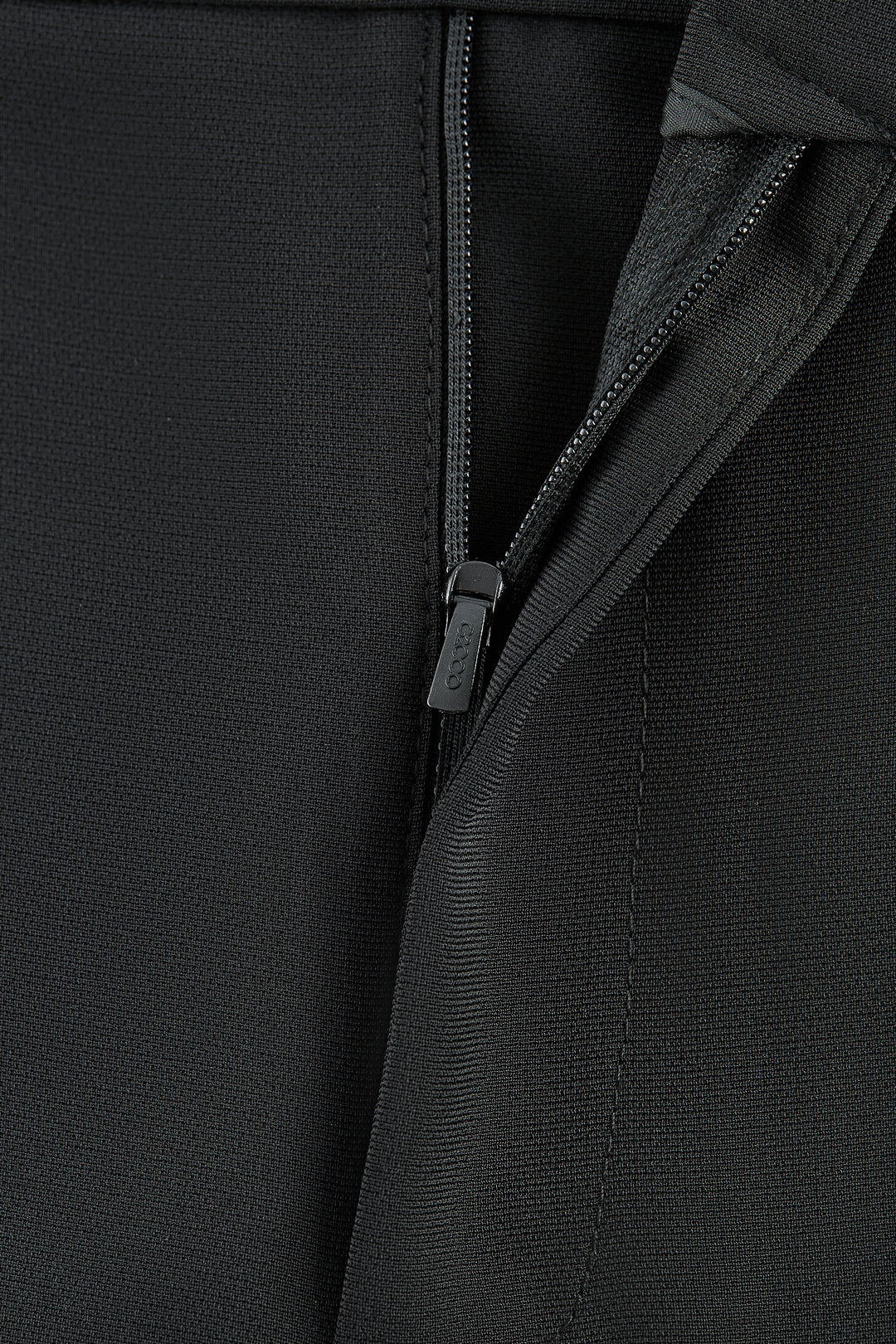 Multi-Way Stretch 西裝褲