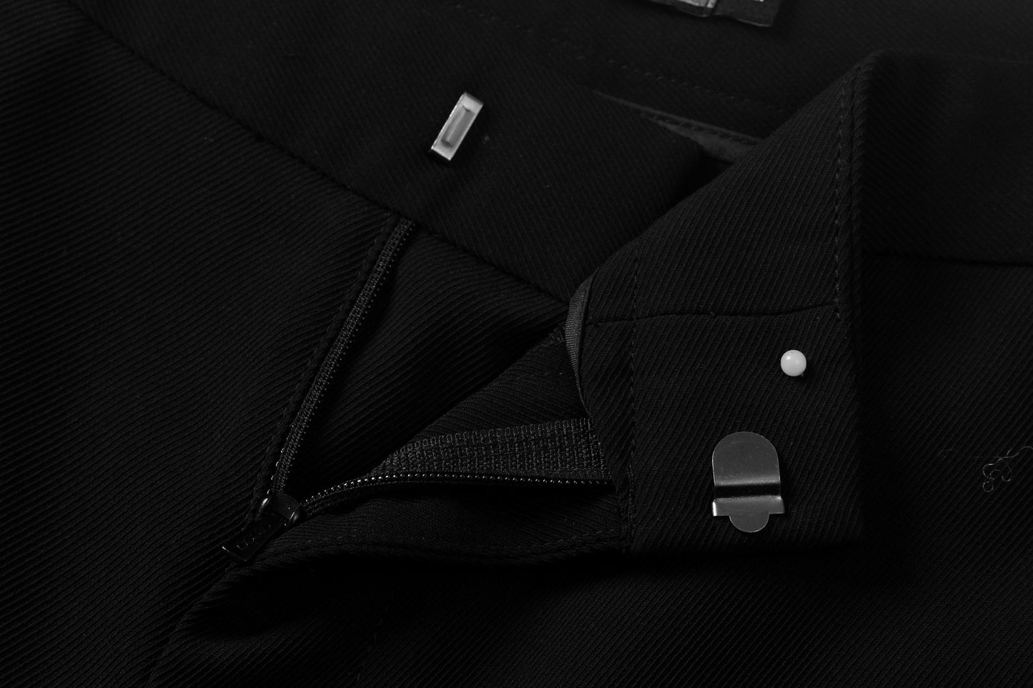 煙管褲型西裝褲