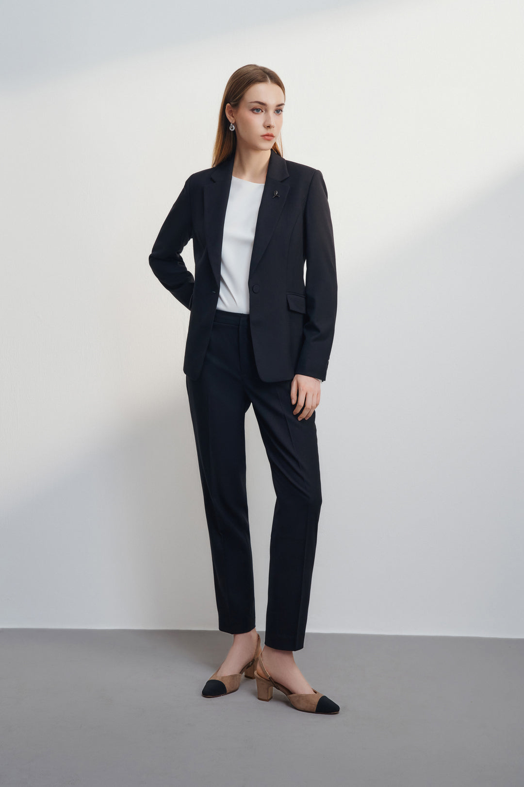 煙管褲型西裝褲