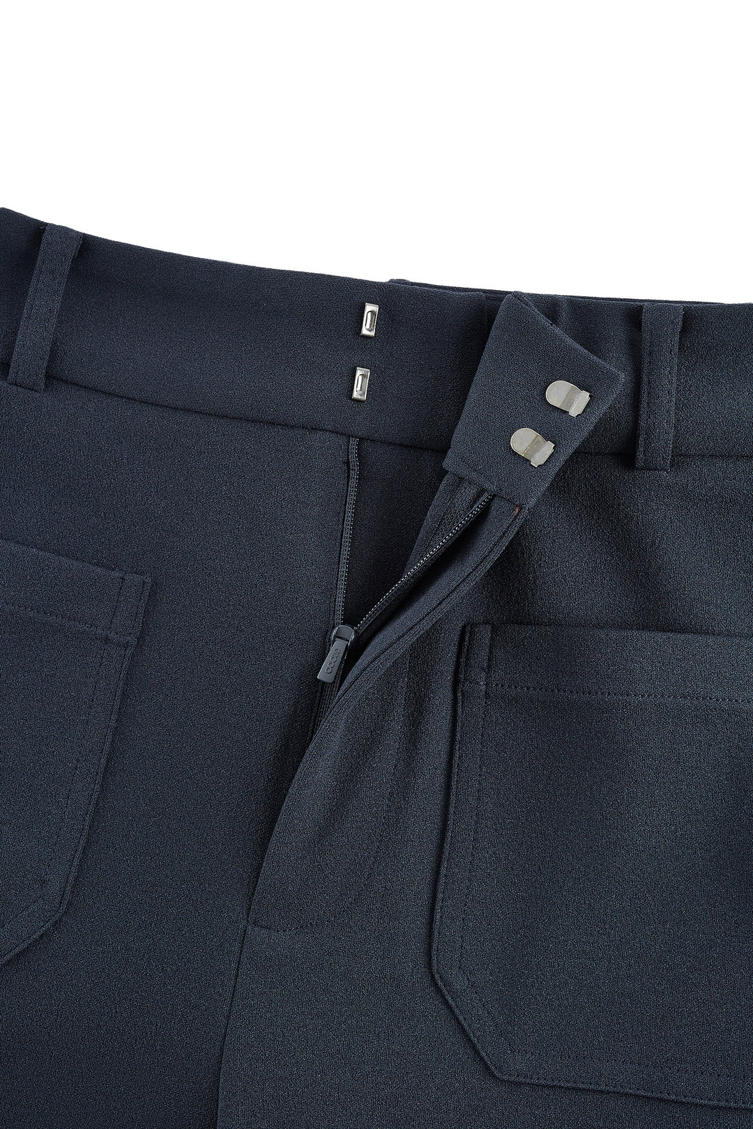 喇叭型剪裁休閒長褲(配腰帶)