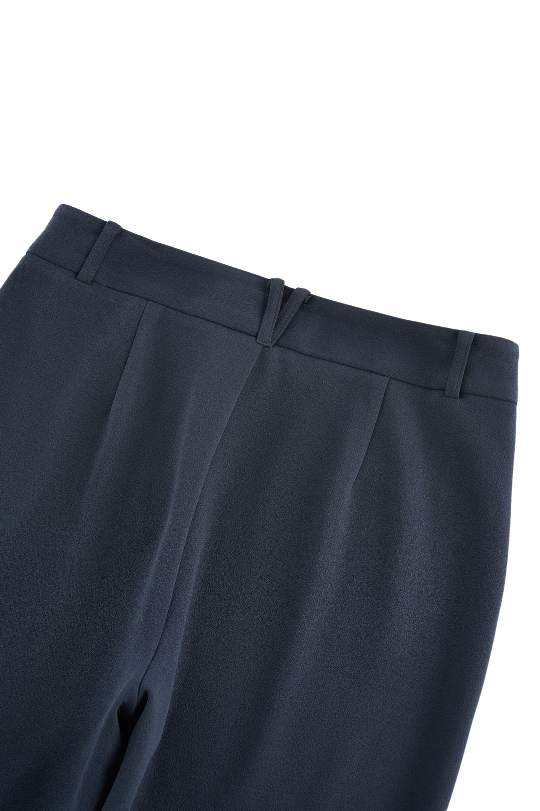 喇叭型剪裁休閒長褲(配腰帶)