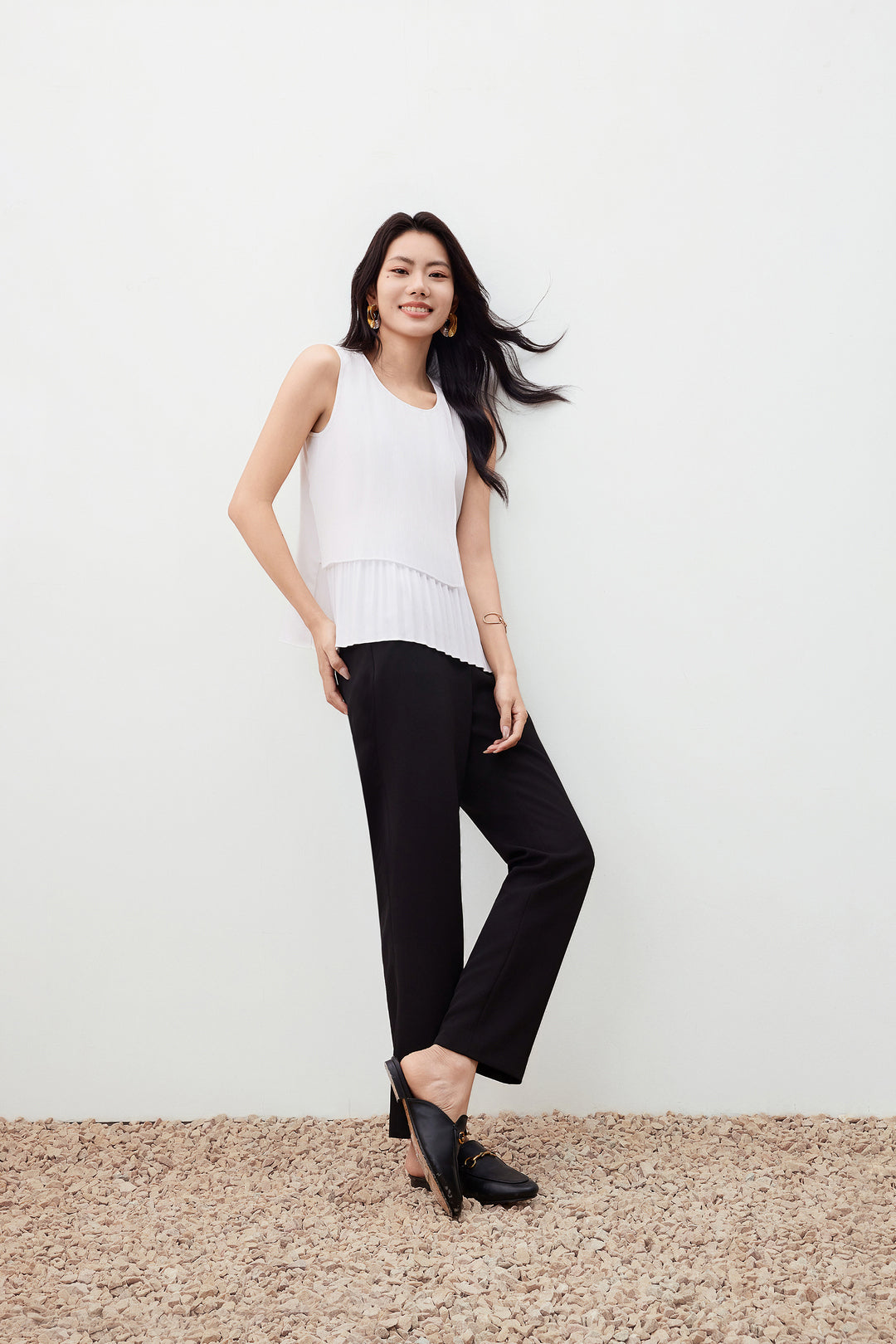 合身直腳剪裁休閒長褲