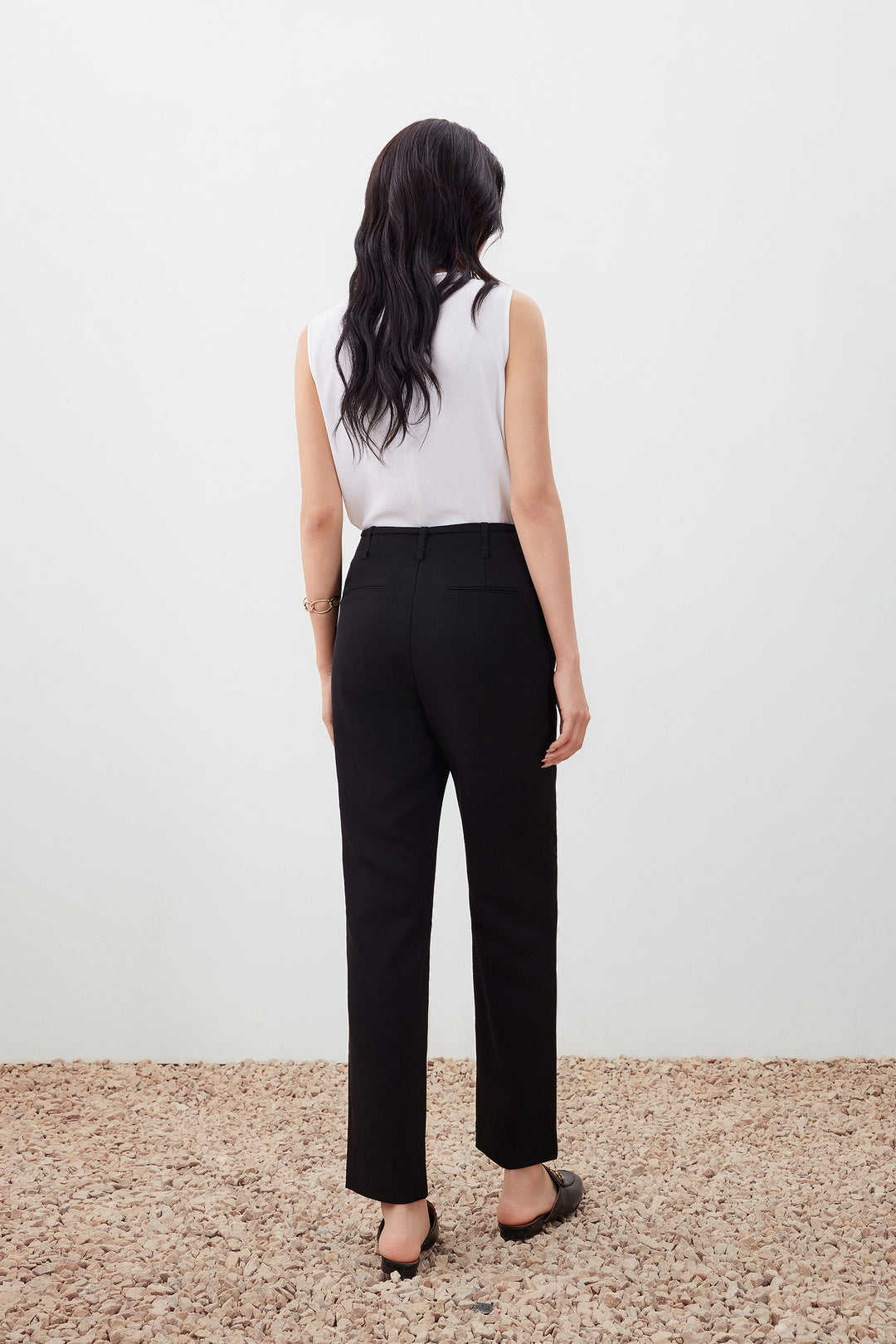 合身直腳剪裁休閒長褲