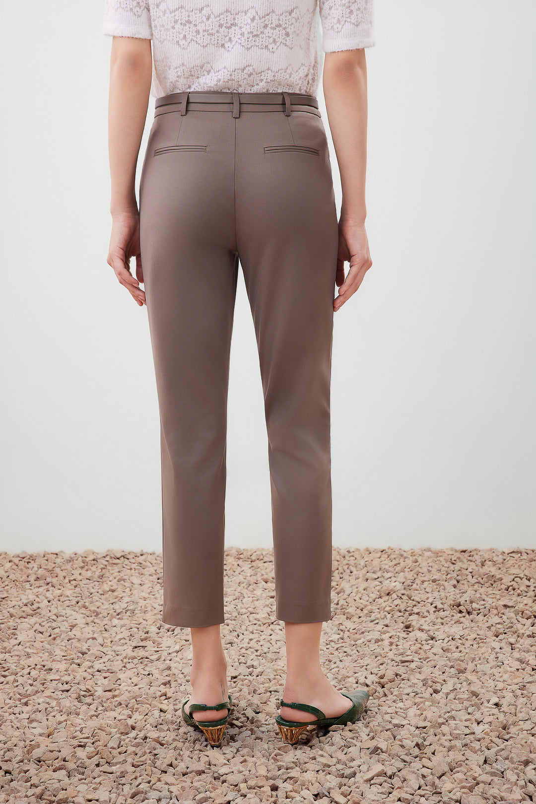 修身休閒長褲(配腰帶)