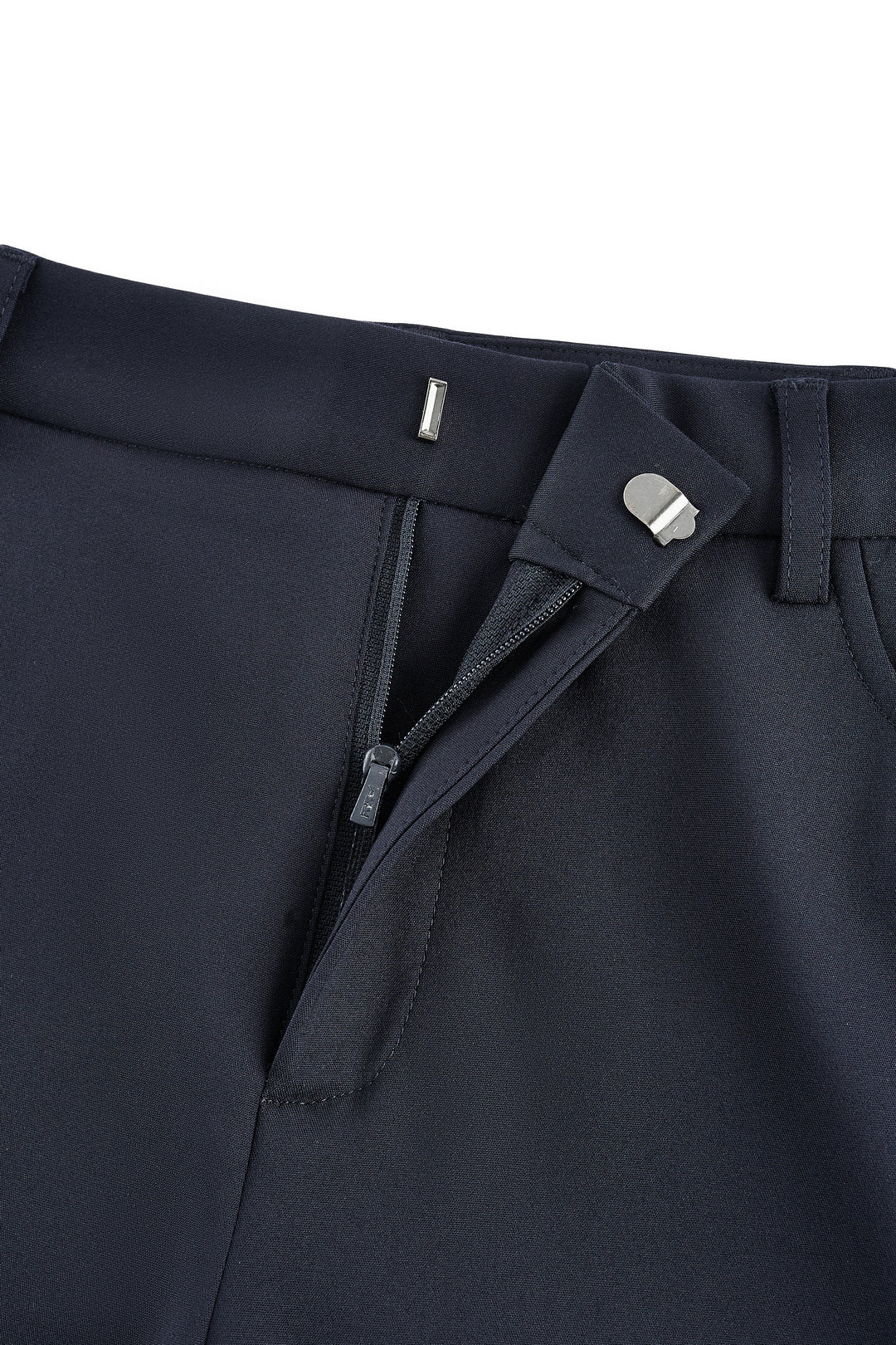 修身休閒長褲(配腰帶)