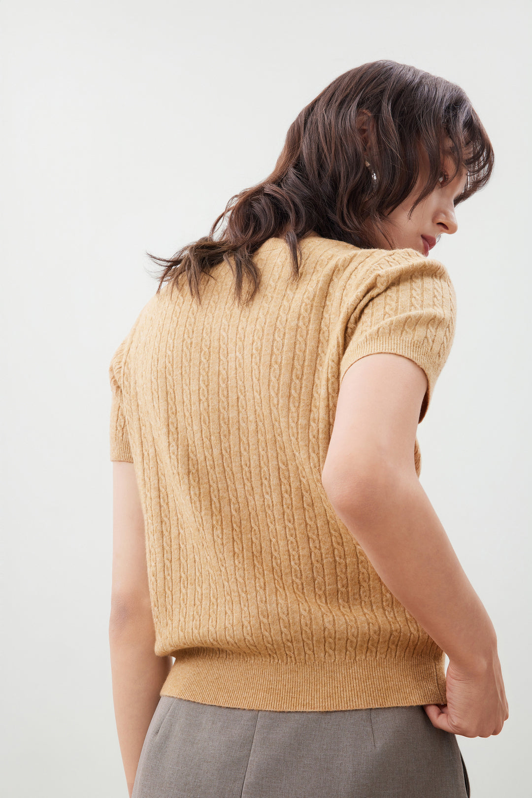 圓領短袖針織毛衣