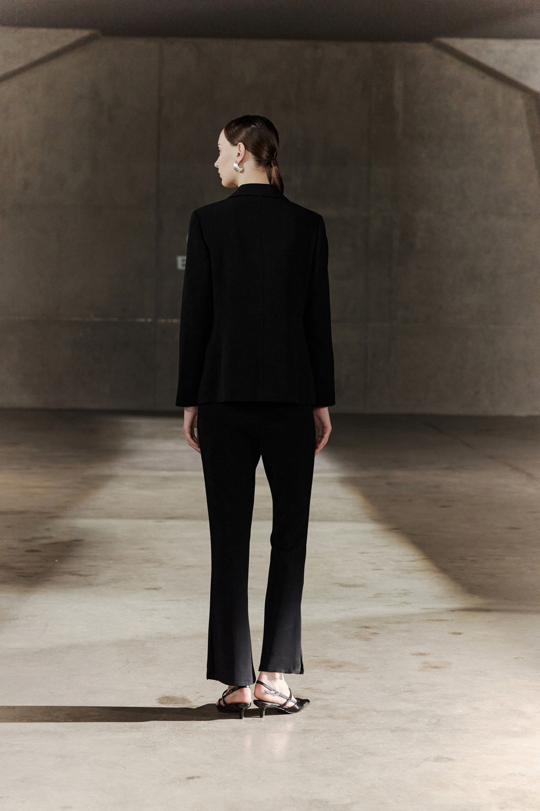 BLAACK | 標準領長袖獨立西裝外套