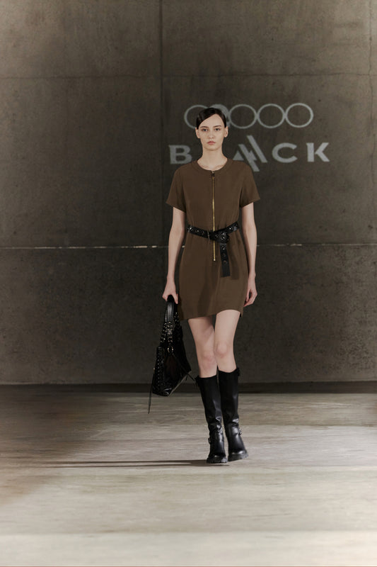 BLAACK | Round Neck Short Sleeve Dress With Belt