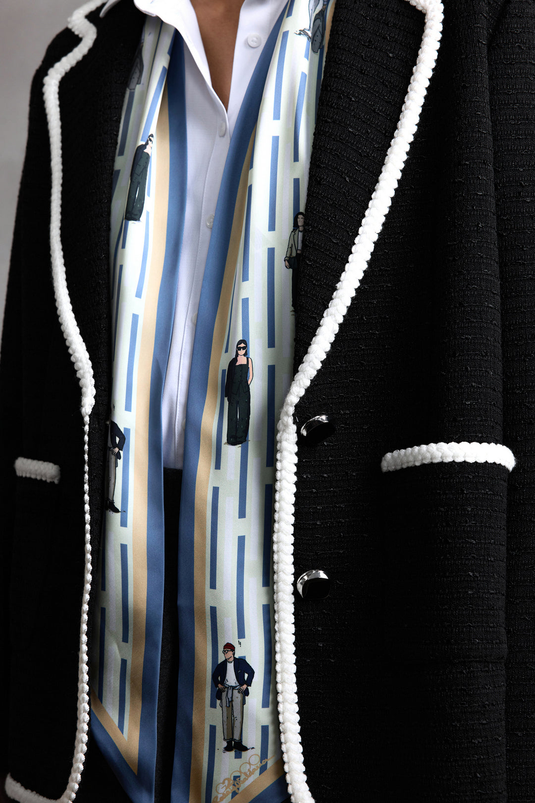 Notch Lapel Long Sleeve Blazer